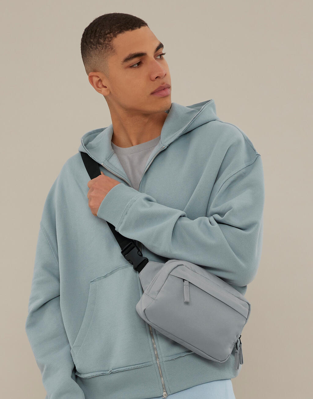 Bagbase Premium Recycled Cross Body Bag - Afbeelding 3