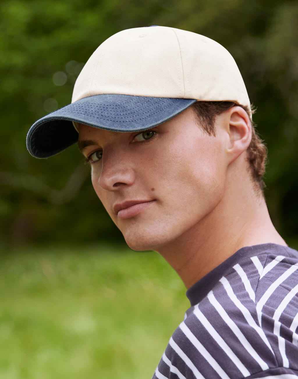 Beechfield Contrast Peak Low Profile Vintage Cap