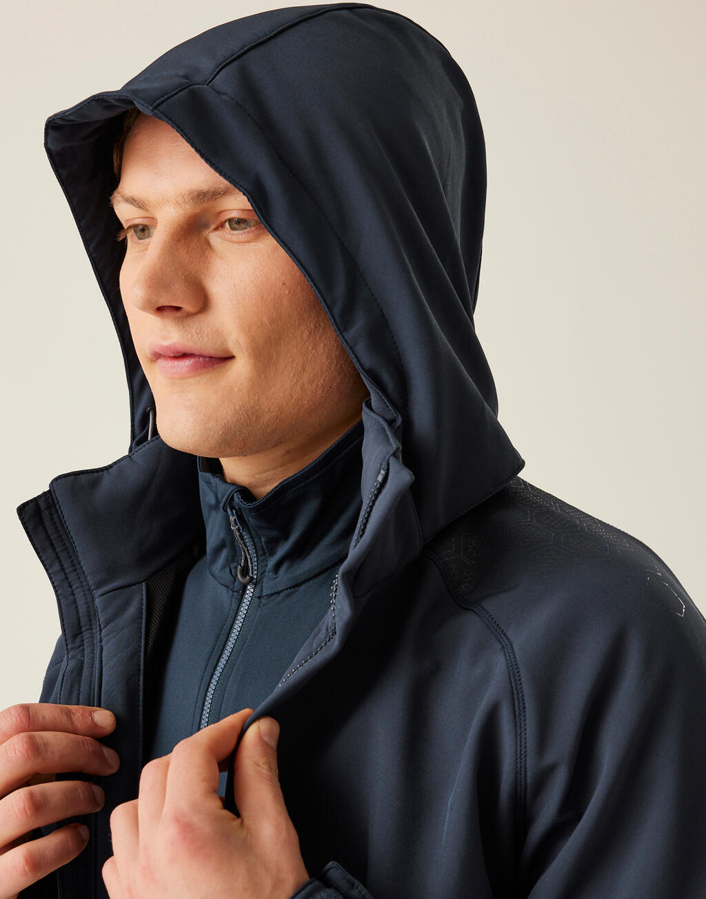 Regatta Professional Repeller Lined Hooded Softshell - Afbeelding 6