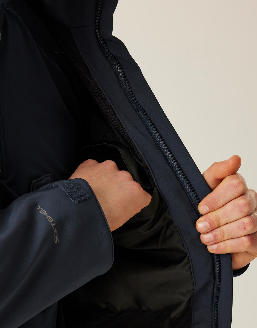 Regatta Professional Repeller Lined Hooded Softshell - Afbeelding 7